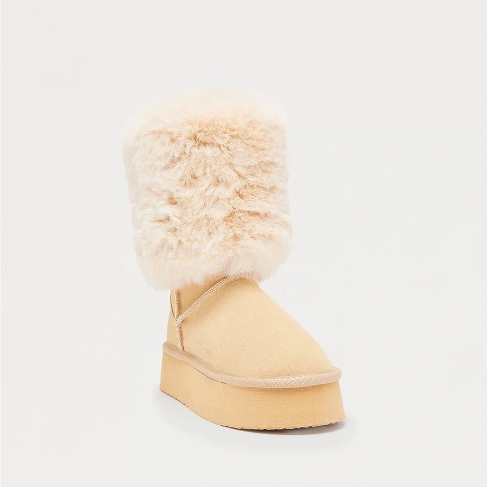 New Fashion Nova Faux Fur Platform Booties - Sand Size 10